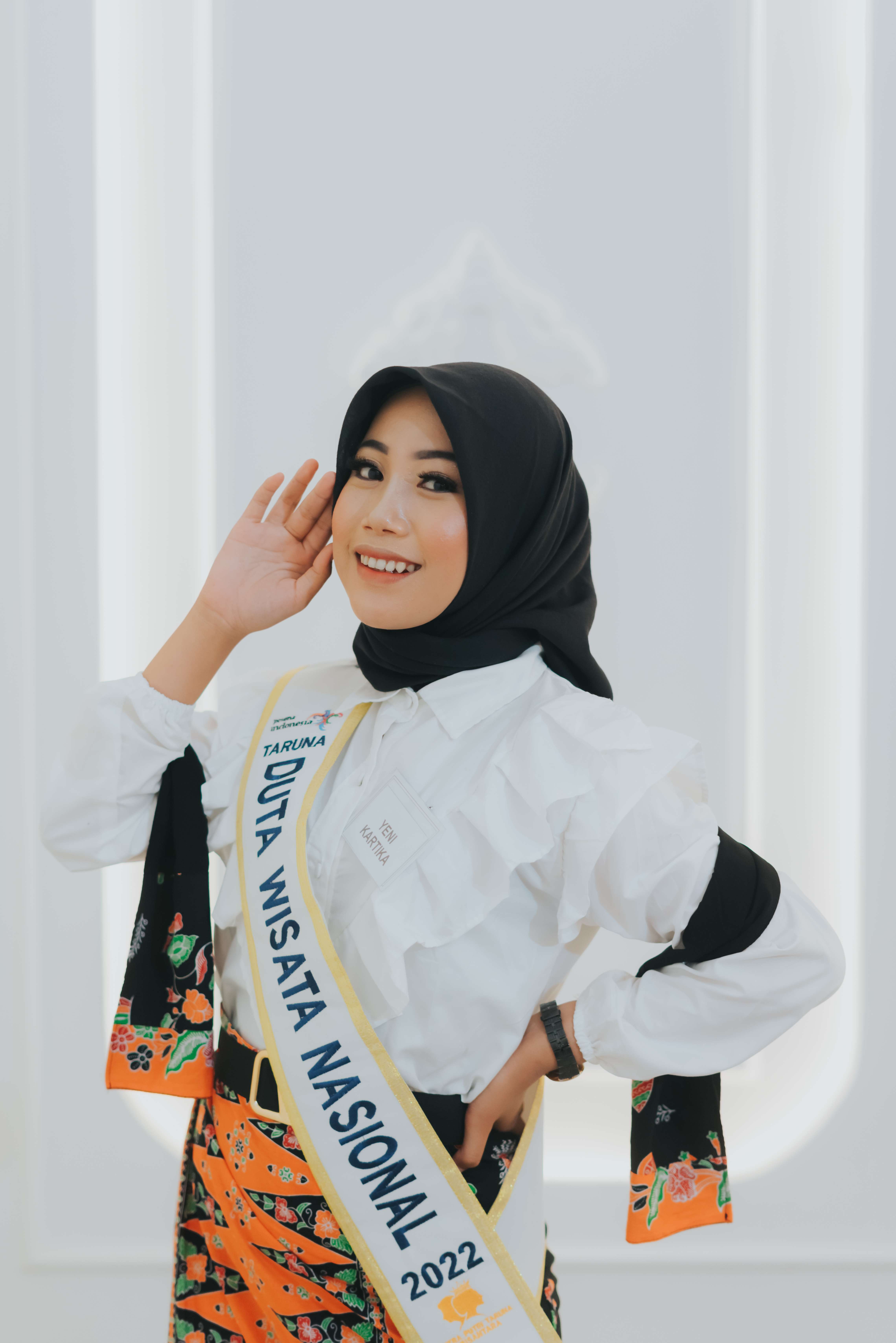 YENI KARTIKA